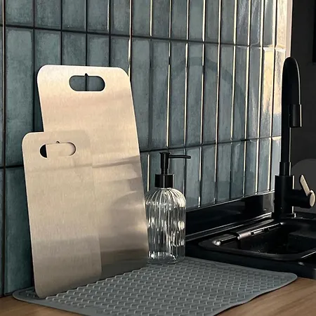 アパート Molfar ヤシニャ